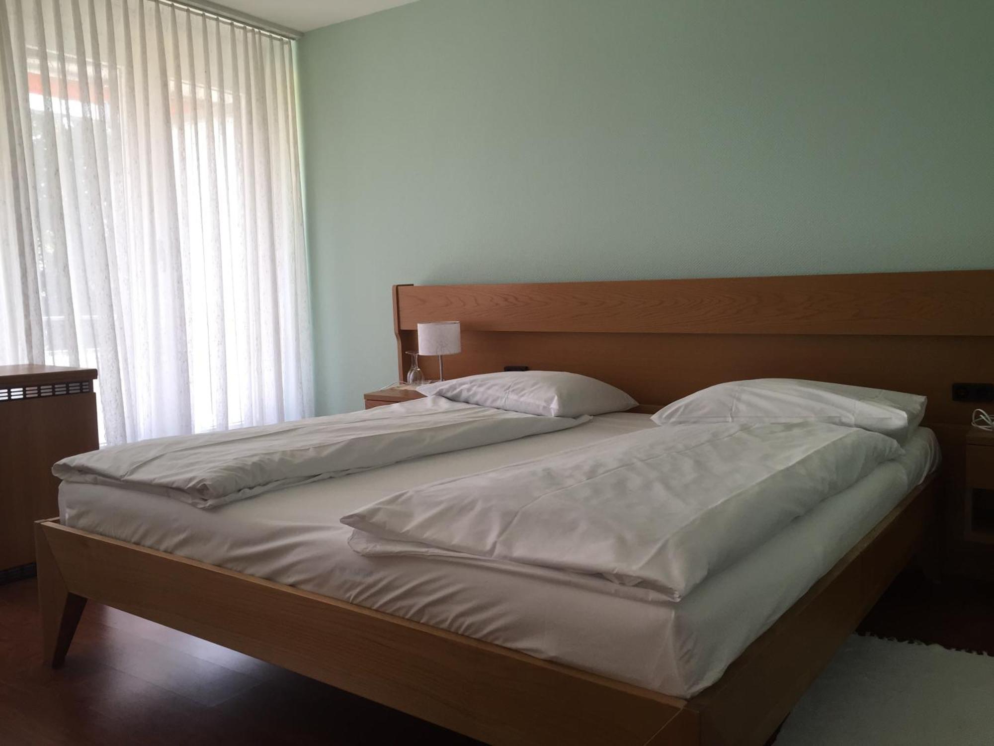 Hotel Mare & Monti Bassersdorf Rum bild